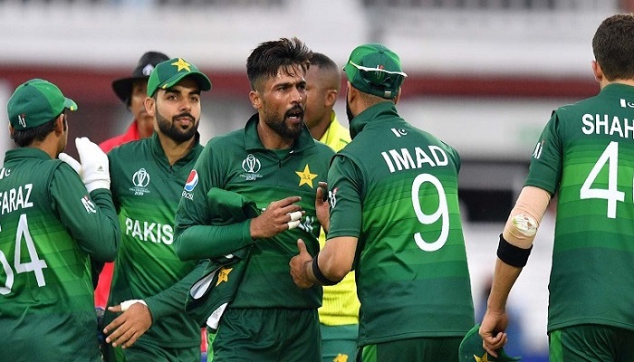 ৪৮ ঘণ্টার ব্যবধানে ৩ পাক ক্রিকেটারের অবসরের ঘোষণা