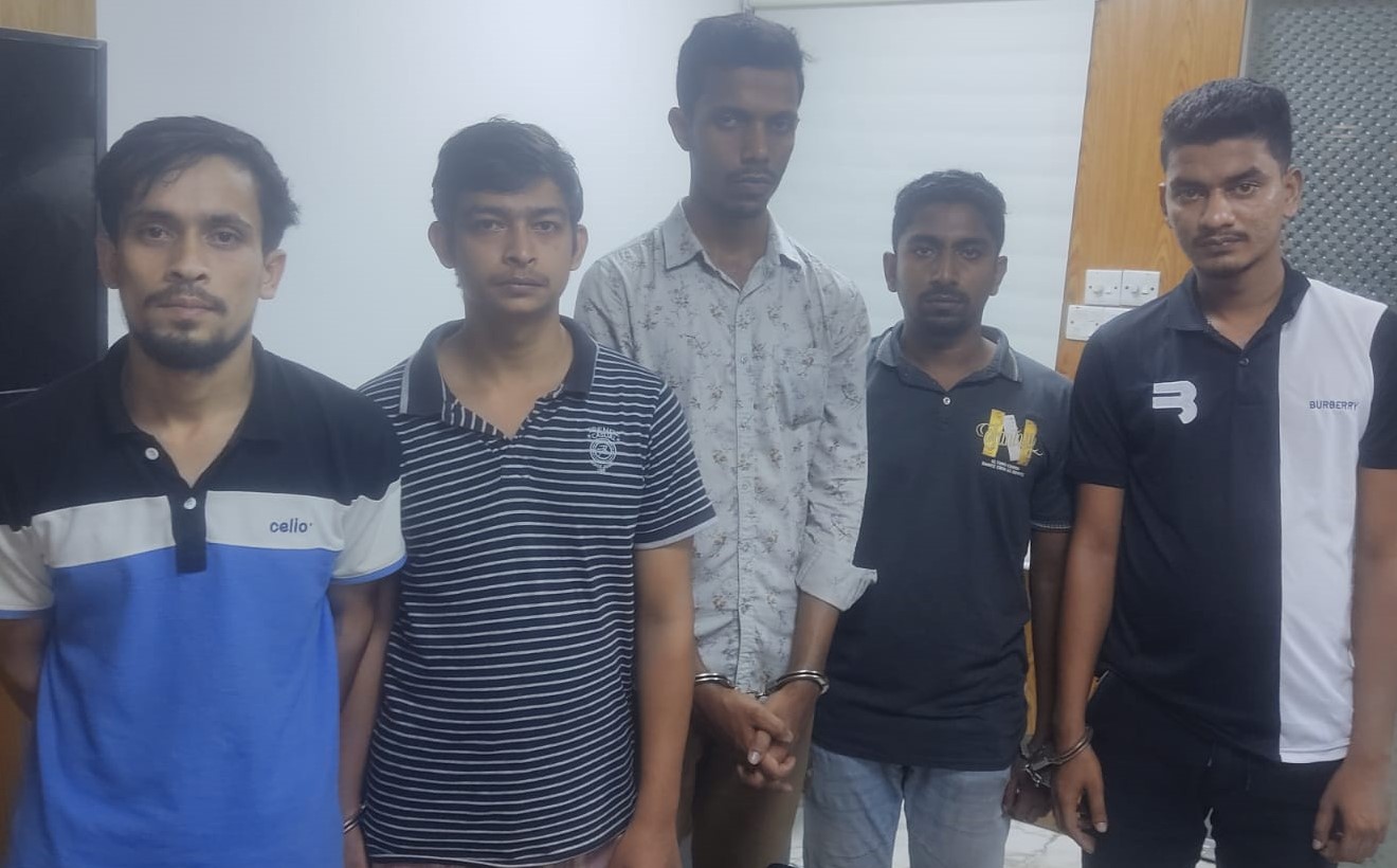 বৈষম্যবিরোধী আন্দোলনে ছাত্র-জনতার ওপর হামলাকারী ছাত্রলীগের ৫ কর্মী গ্রেপ্তার