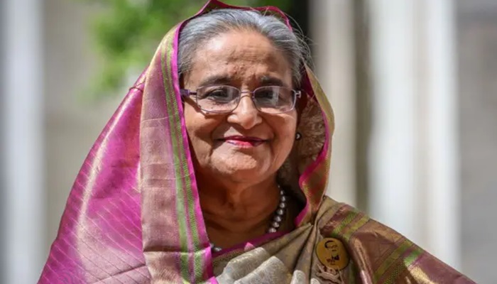 শেখ হাসিনা চারজনের কথা শুনতেন?