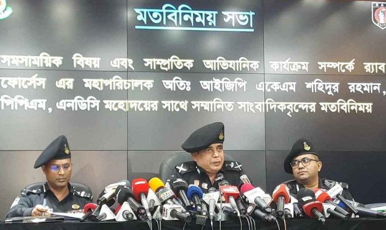 র‌্যাবে আয়নাঘর ছিল, কমিশনের নির্দেশে সেভাবেই রাখা হয়েছে : ডিজি