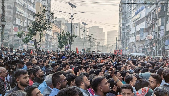 ঢাকা থেকে আগরতলা অভিমুখে লংমার্চে বিএনপির ৩ সংগঠন
