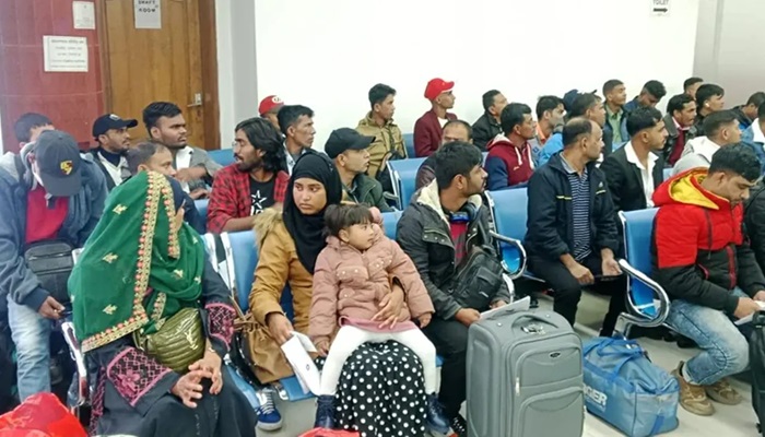 লেবানন থেকে ফিরলেন আরো ৮৫ বাংলাদেশি